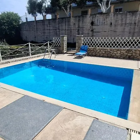 Sea דירה *